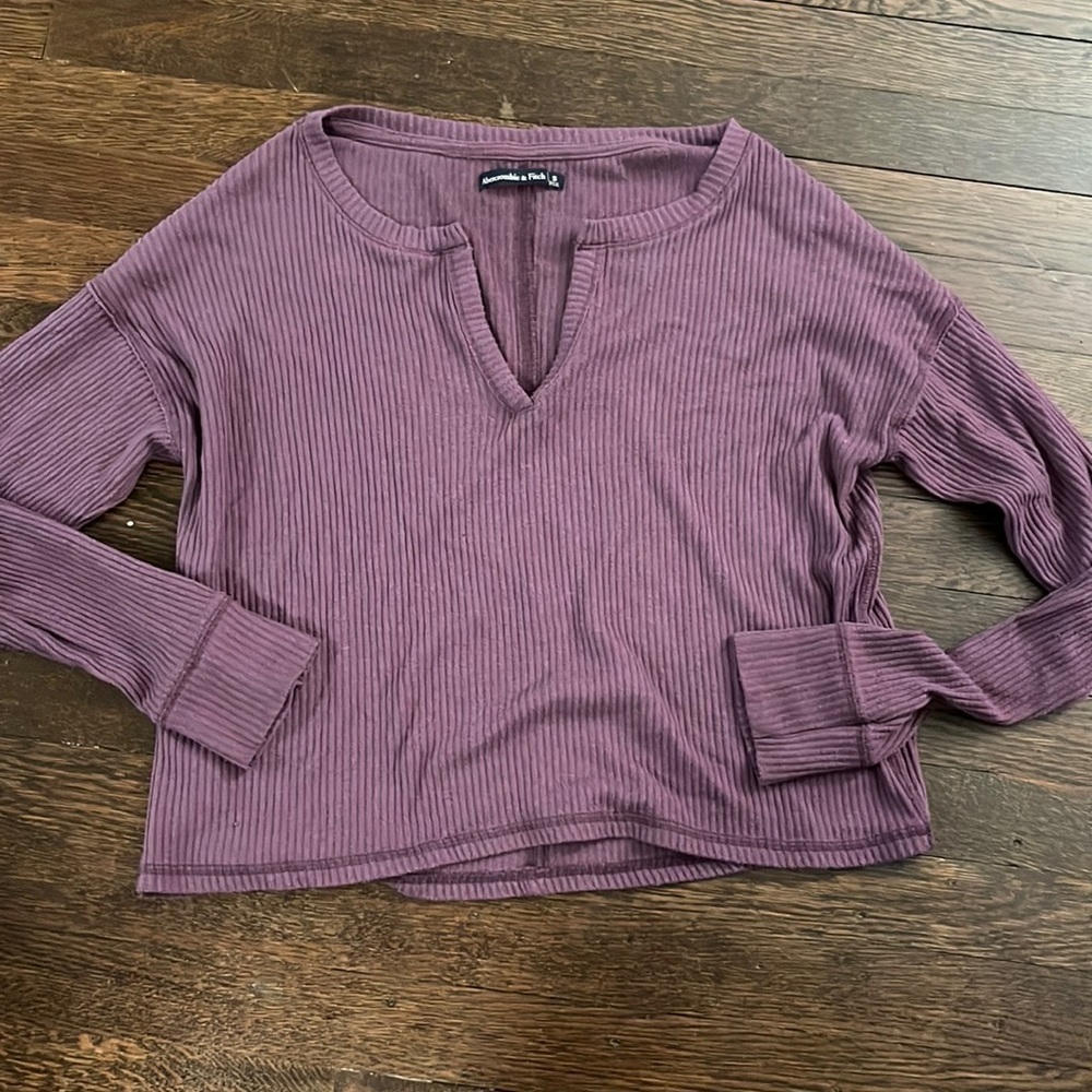 Abercrombie & Fitch purple long sleeve thermal